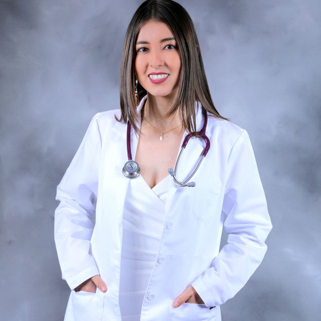 Mónica Córdova Gonzales, Médico general Lima