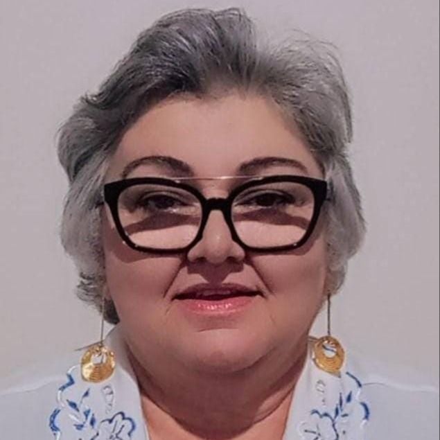 Viuma Maria Formiga Miná, Fisioterapeuta Eunápolis