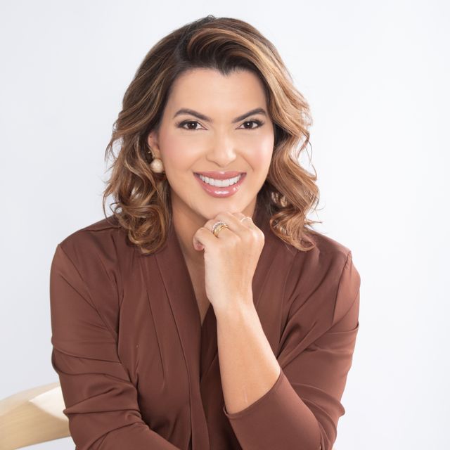 Karina Cavalcanti, Ginecologista Natal
