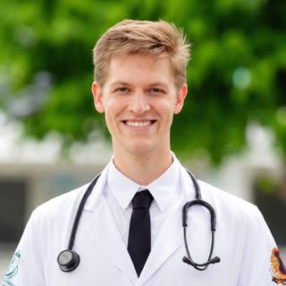 Marcos Paulo Paro, Ortopedista - Traumatologista Vitória