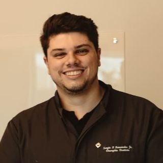 Sergio Pinto Fernandes Junior, Dentista Joinville