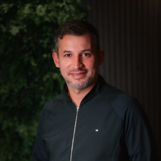 Ampliar imagem: João Henrique Cardoso, Dentista Belo Horizonte