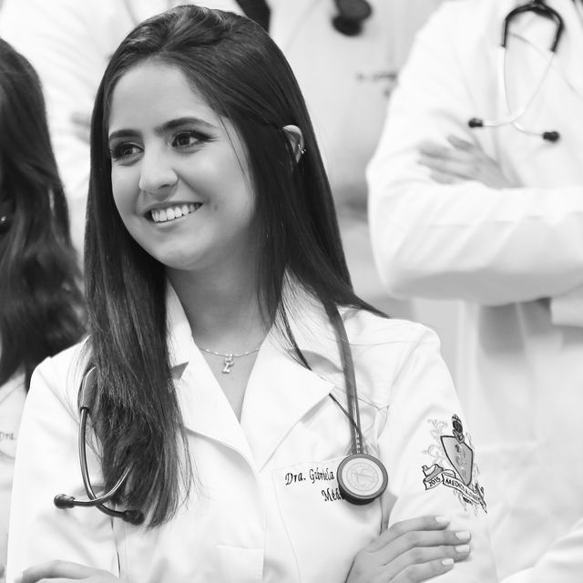 Gabriela da Silva Motta Meirelles, Oftalmologista Valinhos