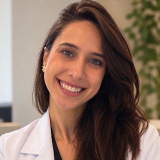 Letícia Magalhães Francisco, Cirurgião vascular São Paulo