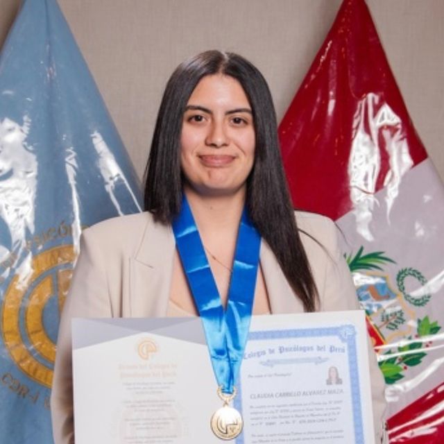 Claudia Carrillo Alvarez Maza, Psicólogo Miraflores
