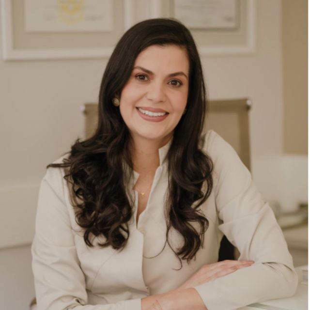 Heidi Pires da Silva, Dentista Porto Alegre
