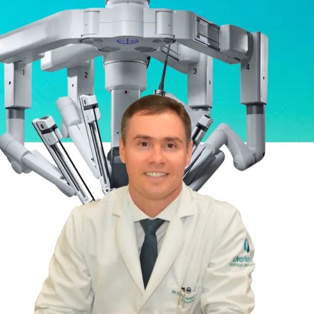 Rodrigo Rangel Vinhas, Urologista Salvador