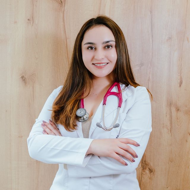 Daniela Patiño Hernández, Internista Bogotá