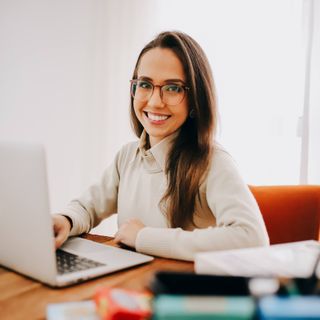 Ampliar imagem: Isabela Cesar Ogliari, Psicólogo Curitiba