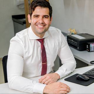 André Elias Junqueira, Ortopedista - Traumatologista Guarulhos