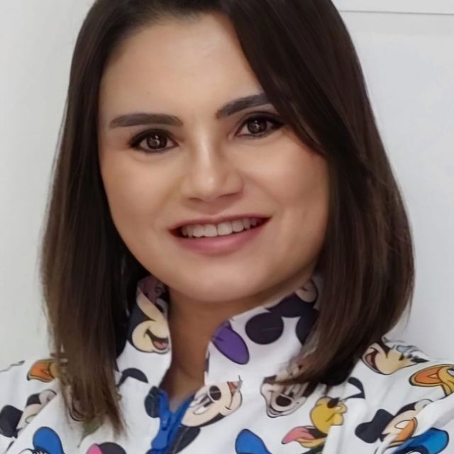 Andreia Mycheli Lima Arcega Campos, Pediatra Curitiba