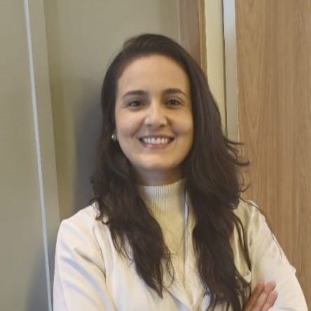 Letícia Gonçalves de Queiroz  Apolinário, Endocrinologista pediátrico Rio de Janeiro