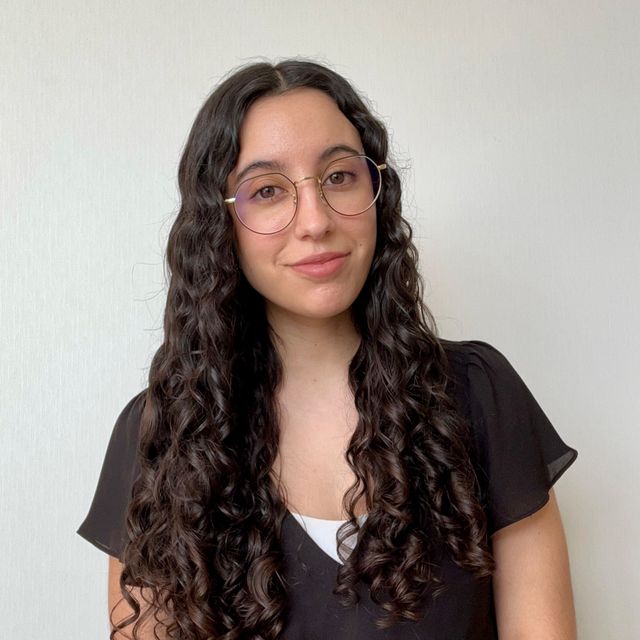 Mikaela Areces Monárdez, Psicólogo Concón