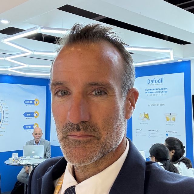 Hernán L. Ocariz, Cirujano cardiovascular Ciudad Autónoma de Buenos Aires