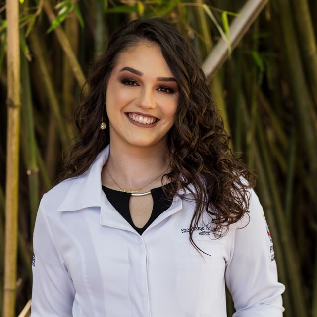  Stephanie Schmidt  de Souza, Pediatra Esteio