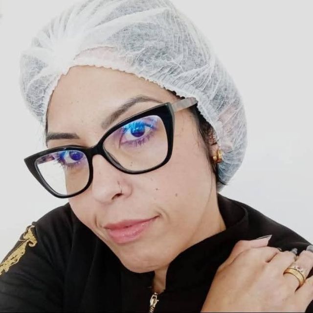 Tadine da Silva Costa, Dentista São Paulo