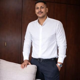  Anthony Souza