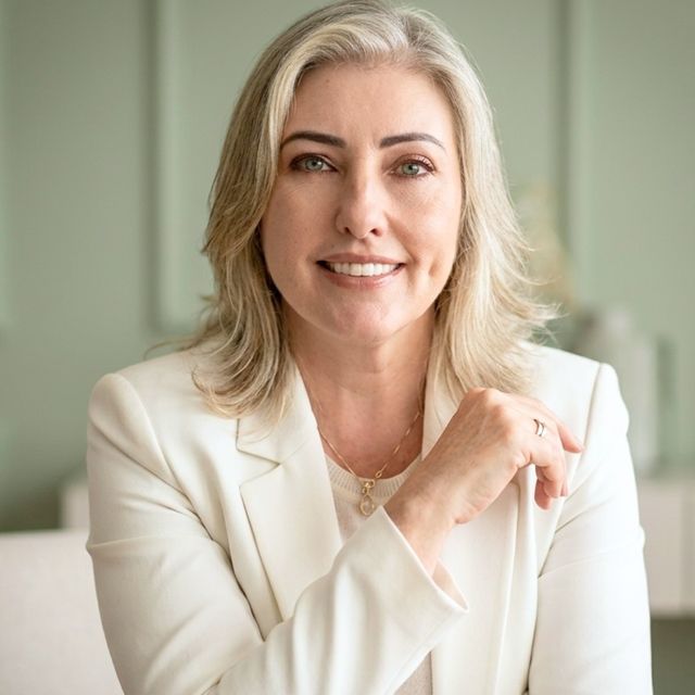Valéria de Moraes, Terapeuta complementar Curitiba