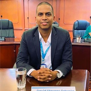 Acercar imagen: David Stevens Ortegon Machado, Psicólogo Cali