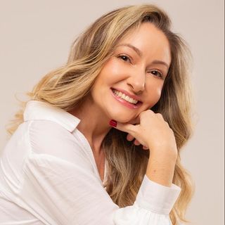 Ampliar imagem: Roberta Carolina  Faeda Crivari, Nutricionista Balneário Camboriú