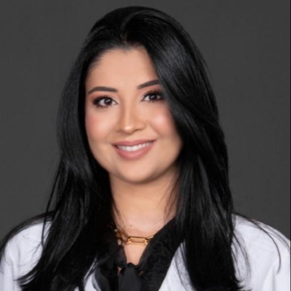 Lara Caroline Soares Freitas, Oftalmologista Goiânia