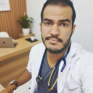 Dr. Eder Rodrigues Nazário