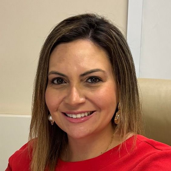 Gabriela Ferro, Oftalmologista Barueri