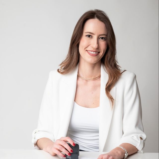 Virgínia Rech Comis, Geriatra Porto Alegre