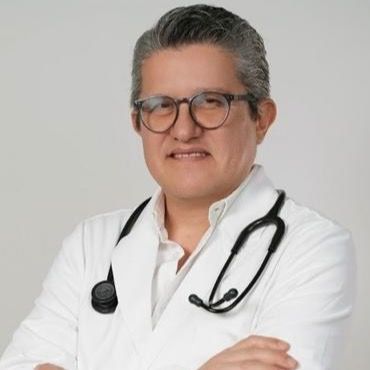 William Ocampo Chaparro, Ginecólogo Cali