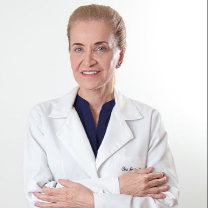 Sonia Stella Escaf Jarava, Oftalmólogo Barranquilla
