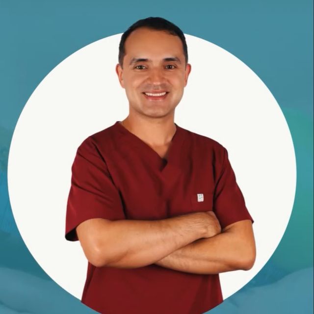 Diego Alejandro Dussán Osorio, Gastroenterólogo Pereira