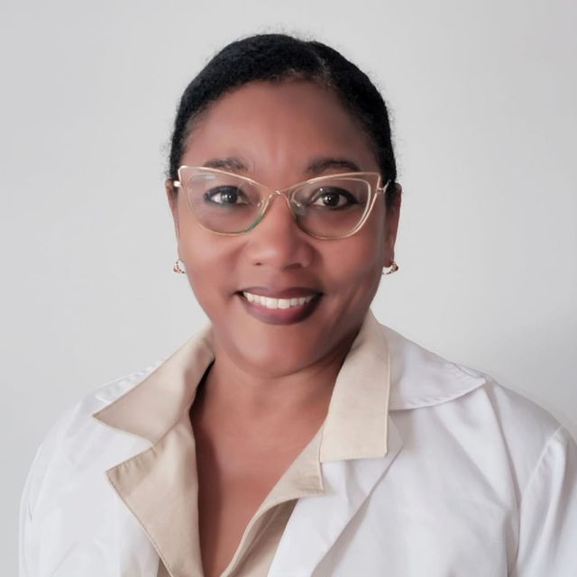 Emilsen Bonilla Gonzalez, Médico general Cali