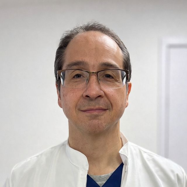 Juan Manuel Tobón Mejía, Médico general Envigado