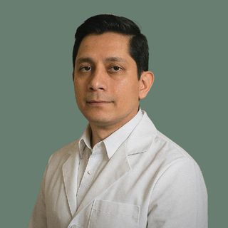 Dr. Jair Jara Fernandez