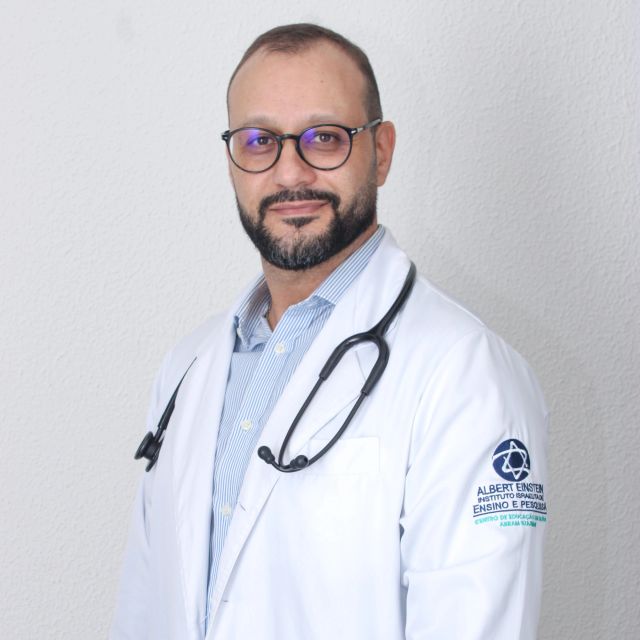 Guillermo Melendez, Médico clínico geral Maceió