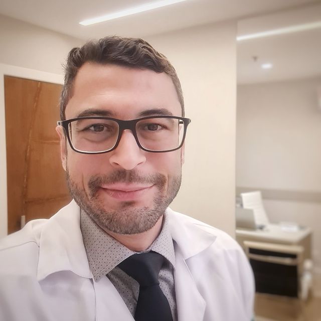 Bruno Costa Do Prado, Urologista Vila Velha