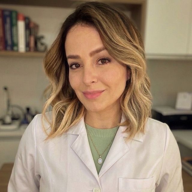 Flávia Gava Bastos, Reumatologista Rio de Janeiro