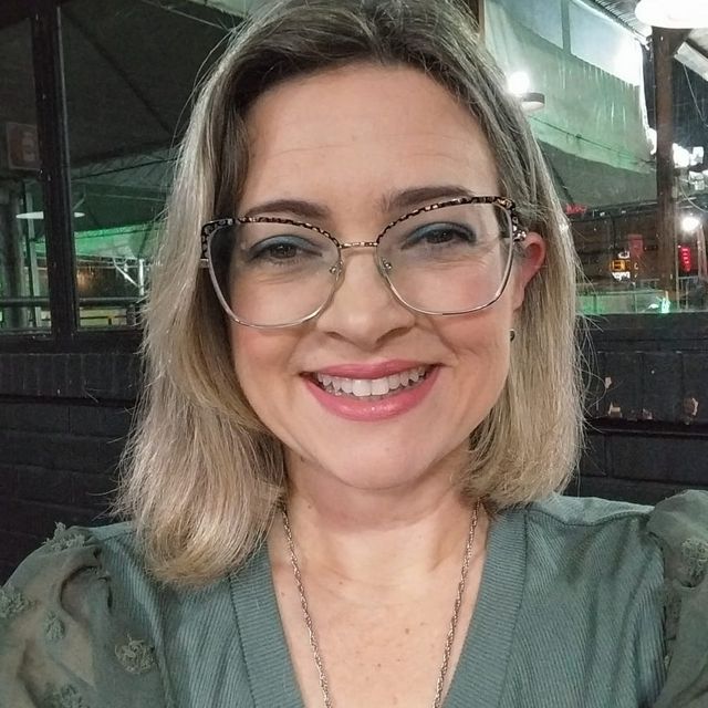 Elaine  Ribeiro Machado, Terapeuta complementar Canoas