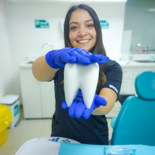 Pía Oróstica Vergara, Dentista Rancagua