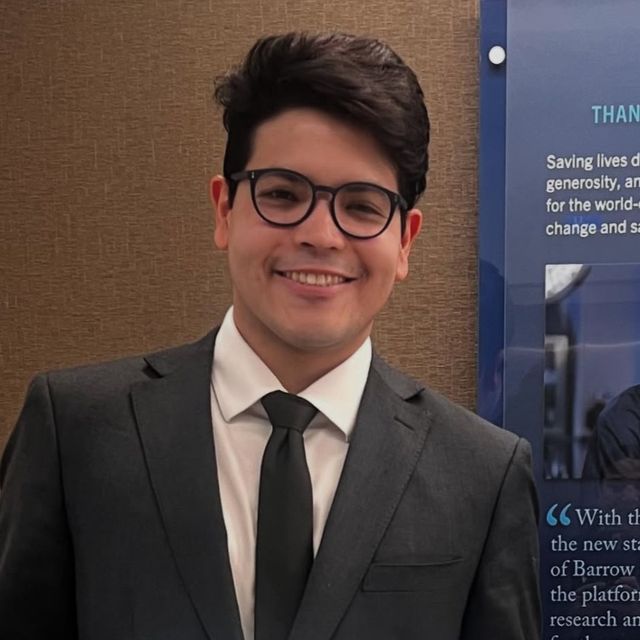 Felix Montenegro, Neurocirujano Los Ángeles