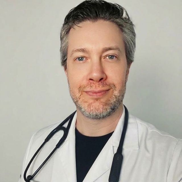 Davi Ricardo Ortolan Alves, Médico clínico geral Campinas