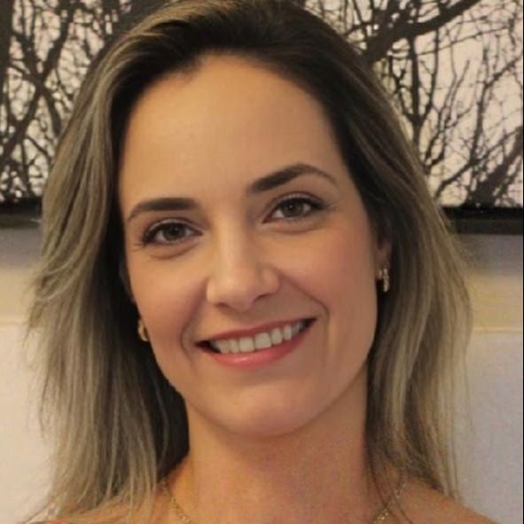 Cassia Izzo, Endocrinologista Londrina