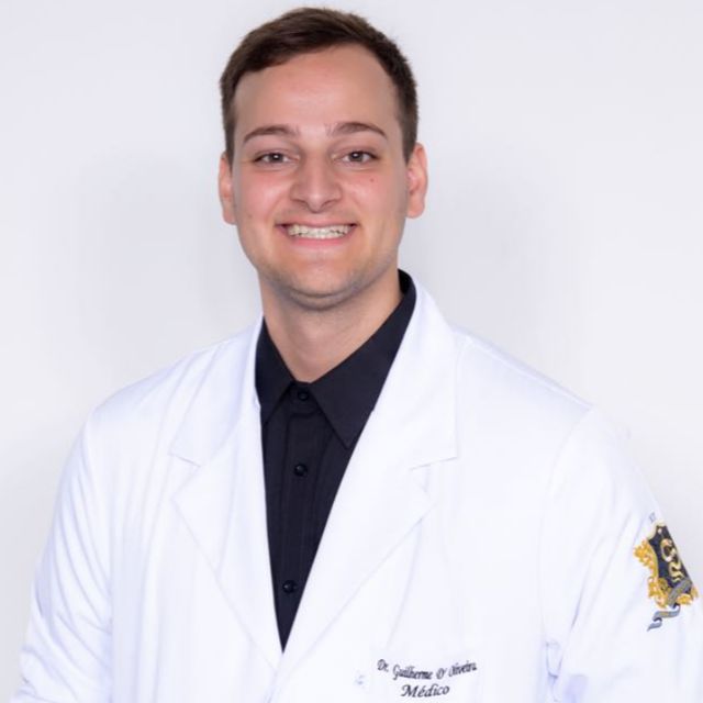 Guilherme Aurélio D'Oliveira Alves, Especialista em Ultrassonografia Pompéu