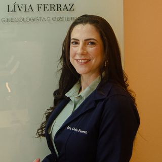 Dra. Lívia Ferraz
