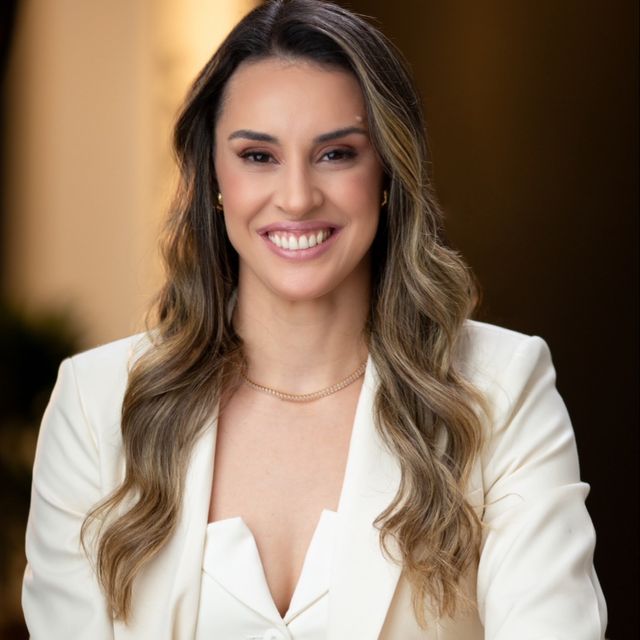 Mariana Aniceto, Cirurgião do aparelho digestivo São José dos Campos