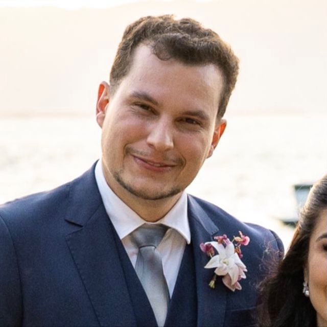 José Reinaldo de Oliveira Junior, Especialista em Clínica Médica São Paulo