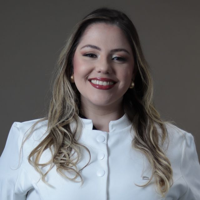 Amanda Machado Ferreira, Coloproctologista Belo Horizonte