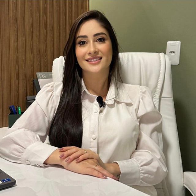 Dra. Hiara Silva , Psiquiatra Três Lagoas