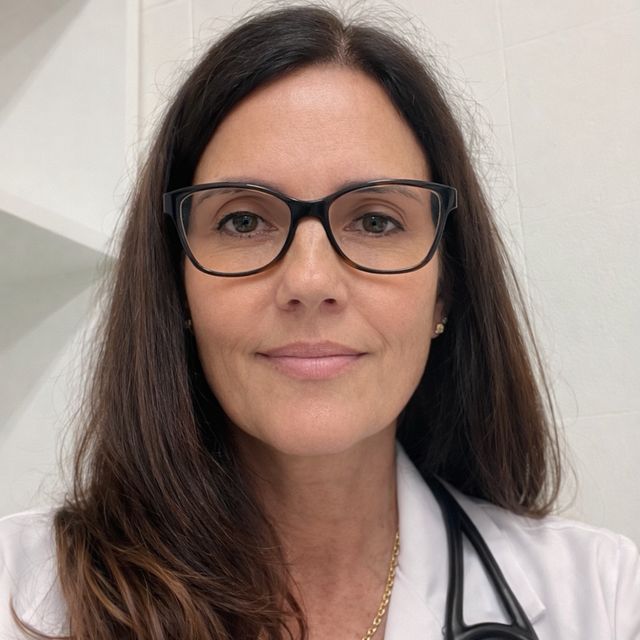 Janaina Luz Narciso Schiavon, Gastroenterologista Florianópolis