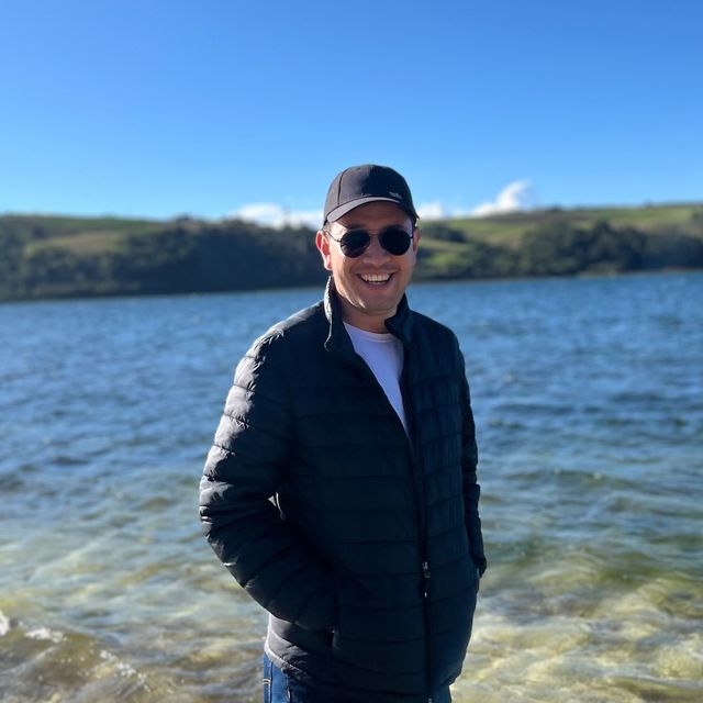 Oscar Javier Cuadros Velandia, Médico general Bogotá